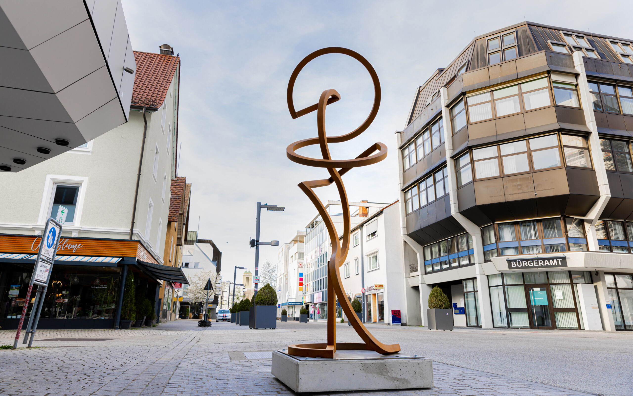 Skulptur "Lundiba" von Sonja Edle von Hoeßle